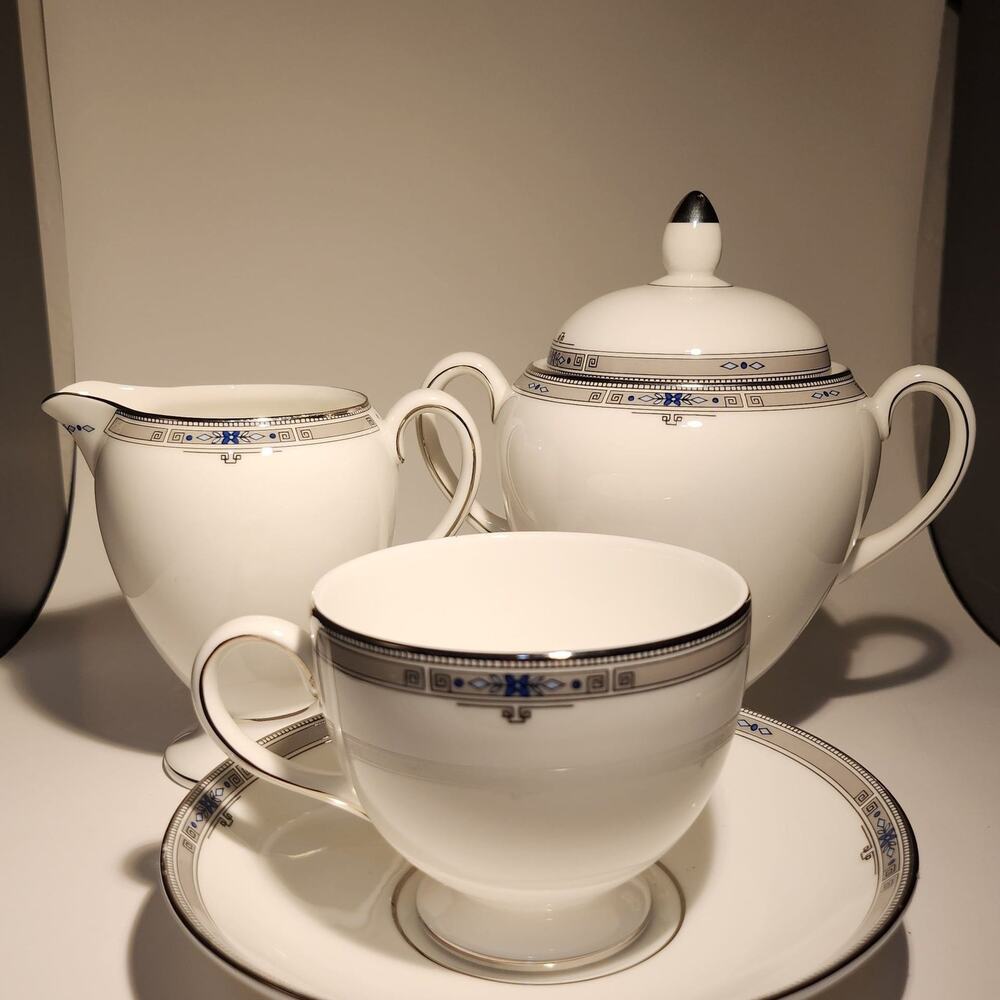 Wedgwood England Amherst 22 piece tea Cup & Saucer plus, sugar and creamer.